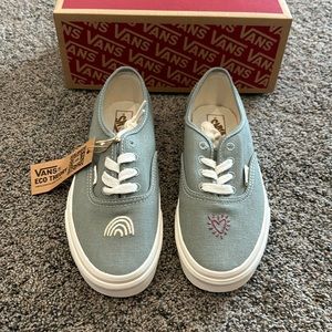 Vans authentic - eco theory - women’s size 6 - NWT/NWB